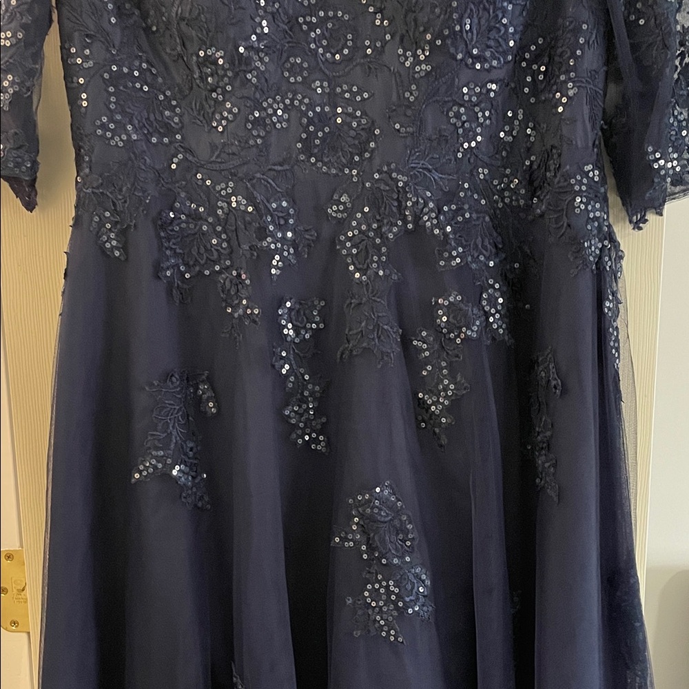 JJs House Midnight Blue Floral Lace Dress - Picture 2 of 15